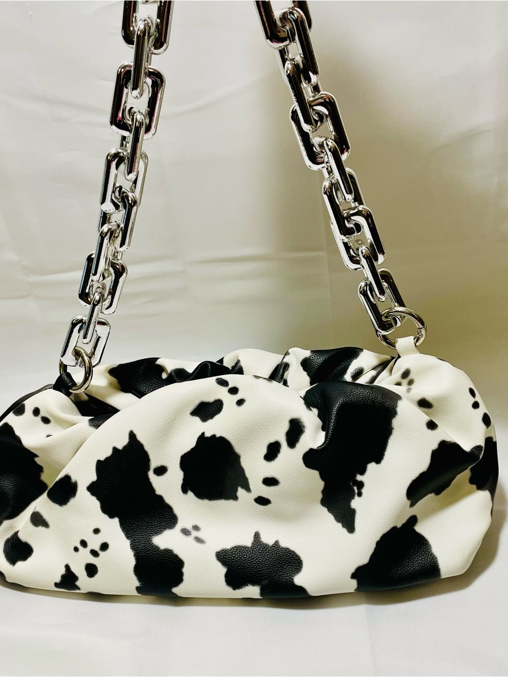 Bam Forever Boutique “Holy Moo-ly” Cow Bag & Coordinating Wristlet/Card Holder - Picture 5 of 16